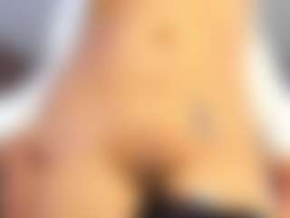 Live cam show with saraycollins - Spank on Camsoda