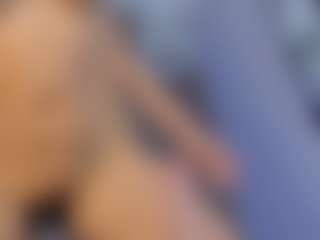 Live cam show with saraycollins - BBW Teen (18+) on Cam Slut