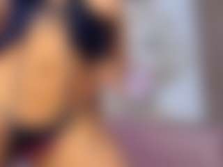 saraycollins's Live Sex Cam Show