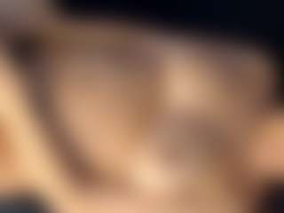 Live cam show with saraycollins - Latina on Porn Luv