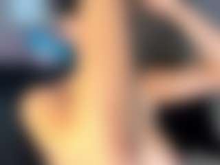 Live cam show with saraycollins - Average on Dare Cams