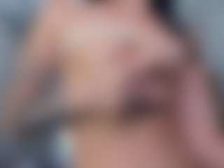 Live cam show with TildaCourseault - Riding on liverealitysex.com