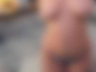 Live cam show with TildaCourseault - Moaning on slutload