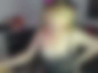 Live cam show with AliceCat - Mature on Milf Play
