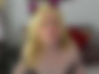 Live cam show with AliceCat - Blue Eyes on MyBangCams