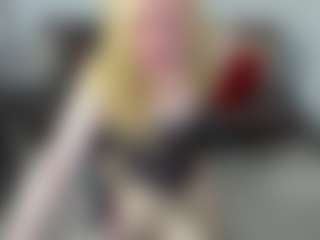 Live cam show with AliceCat - Small Tits Mature on Nude Live Now