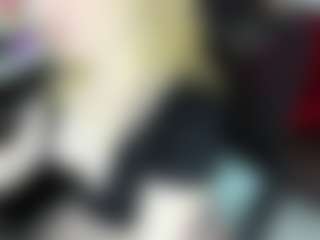Live cam show with AliceCat - Striptease on Camming Site