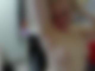 AliceCat MILF webcam performer live streaming