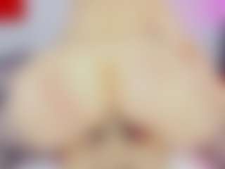 dulcefuego MILF webcam performer live streaming
