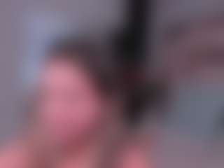 Live cam show with dulcelyra - Shaved Pussy on CSO-WL