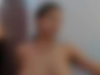 dulcelyra's Live Sex Cam Show