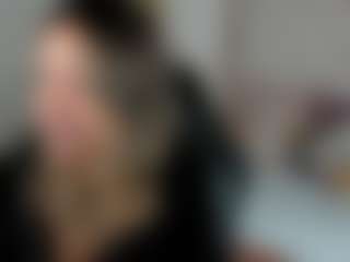 Live cam show with dulcelyra - Femdom on CamwithHer