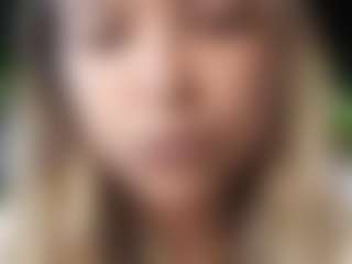 dulcelyra's Live Sex Cam Show