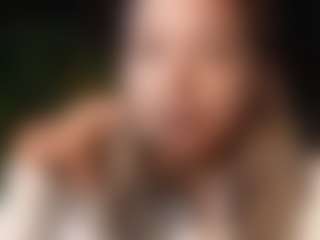 dulcelyra's Live Sex Cam Show