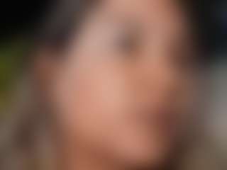 dulcelyra's Live Sex Cam Show