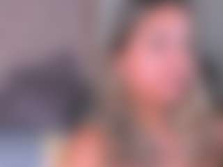 dulcelyra's Live Sex Cam Show