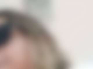 dulcelyra's Live Sex Cam Show