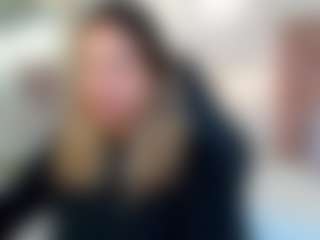 Live cam show with dulcelyra - Fetish on Milfs Live