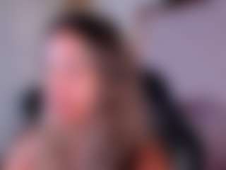 Live cam show with dulcelyra - Fingers on Camming Site