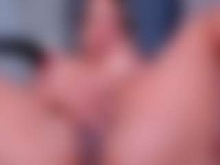 Live cam show with dulcelyra - Sexy on Camsoda