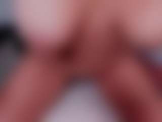 Live cam show with dulcelyra - Sexy on CamSodaAdn