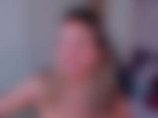 dulcelyra's Live Sex Cam Show
