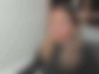 dulcelyra's Live Sex Cam Show