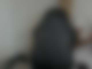 Live cam show with dulcelyra - Brown Eyes Blonde Hair on makecum.org
