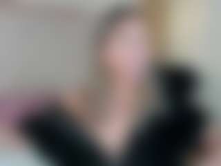 dulcelyra's Live Sex Cam Show