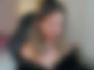 dulcelyra's Live Sex Cam Show