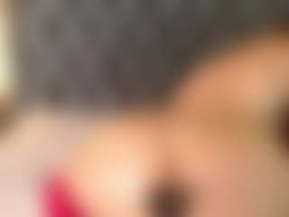 ISABELLA MILF webcam performer live streaming