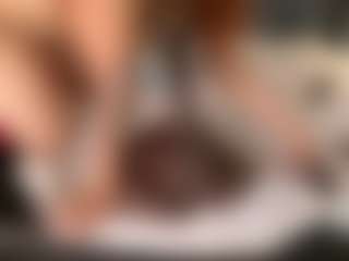 ISABELLA MILF webcam performer live streaming