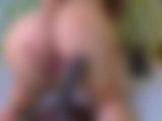 ISABELLA's Live Sex Cam Show