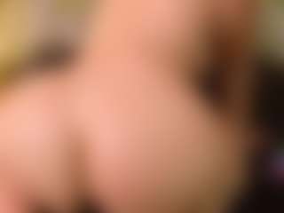 ISABELLA's Live Sex Cam Show