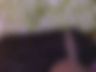 ISABELLA MILF webcam performer live streaming