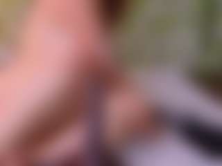 Live cam show with ISABELLA - Smoking on Dare Cams