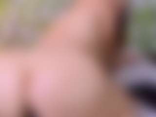 ISABELLA's Live Sex Cam Show