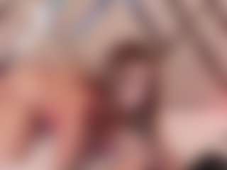 Live cam show with ISABELLA - Squirt Mature on SpunkLive