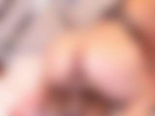ISABELLA's Live Sex Cam Show