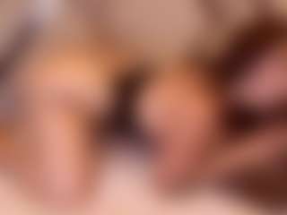 Live cam show with ISABELLA - Striptease MILF on xheatlive.com