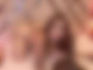 Live cam show with ISABELLA - Small Tits Mature on Streamer API