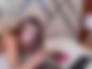 ISABELLA MILF webcam performer live streaming
