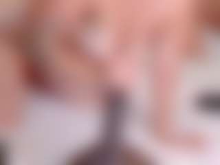 Live cam show with ISABELLA - Squirt Mature on Mixed Magazine Live