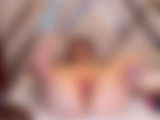 Live cam show with ISABELLA - Small Tits on Stripli.com