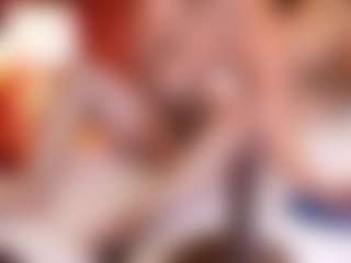 Live cam show with ISABELLA - Lush MILF on CamwithHer