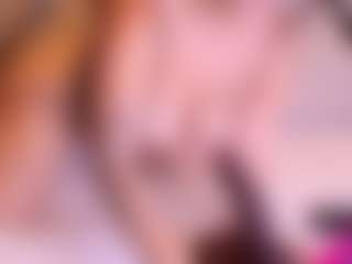 Live cam show with ISABELLA - Brown Eyes MILF on Free Soda