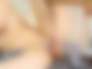 Live cam show with MaraaX - Body Massage on PervPlay.com