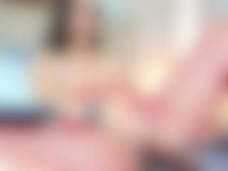 Live cam show with MaraaX - Skinny MILF on StripNow