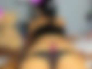 R-e-l-a-x1's Live Sex Cam Show