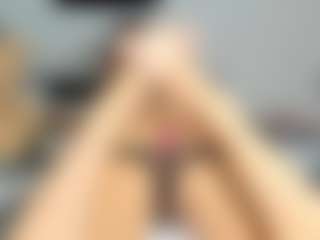 R-e-l-a-x1's Live Sex Cam Show